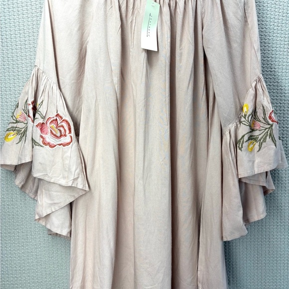 NWT Feathers Light Pink Flared Sleeve Blouse Women Sz Small- Boho Peasant Flowy - Picture 2 of 9